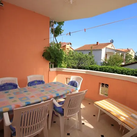 Apartment With A Parking Space - 7619