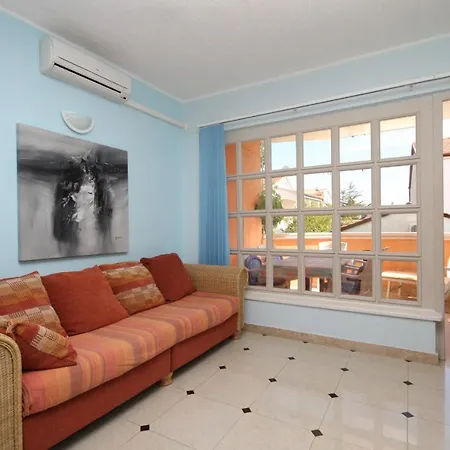 With A Parking Space - 7619 * Medulin